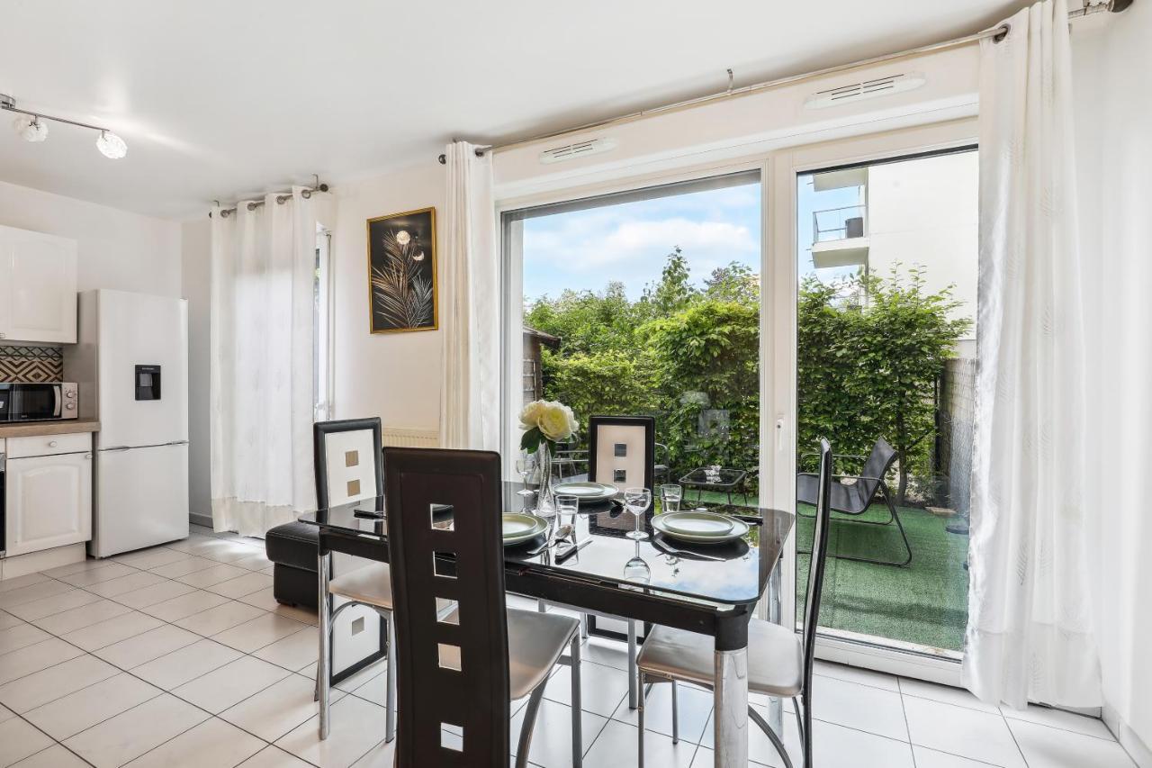 Apart-Chic-Les-Ulis With Balcon, Terrasse And Parking เลซูว์ลิส ภายนอก รูปภาพ