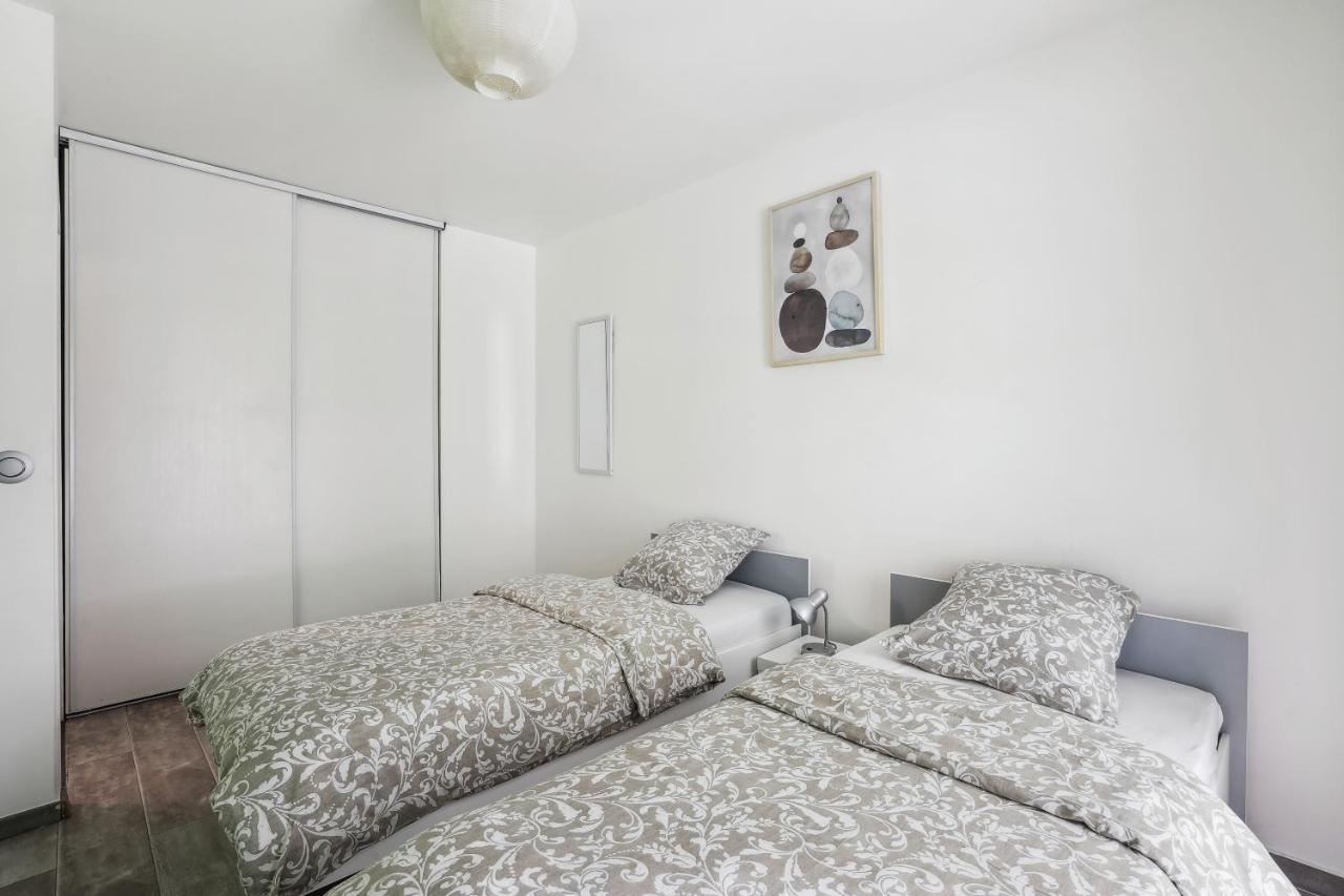 Apart-Chic-Les-Ulis With Balcon, Terrasse And Parking เลซูว์ลิส ภายนอก รูปภาพ