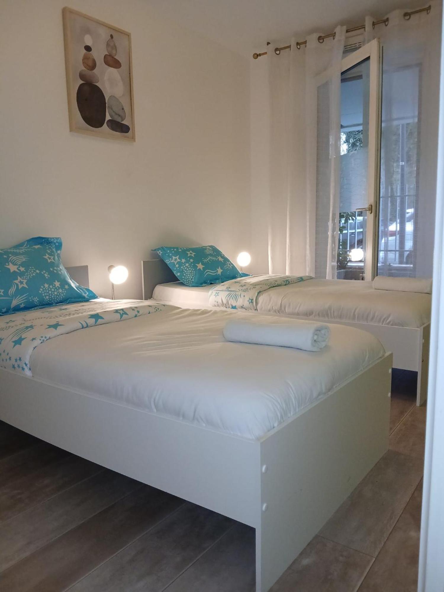 Apart-Chic-Les-Ulis With Balcon, Terrasse And Parking เลซูว์ลิส ภายนอก รูปภาพ